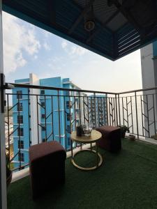 Top Floor Best View Bayshore Residential Resort 2