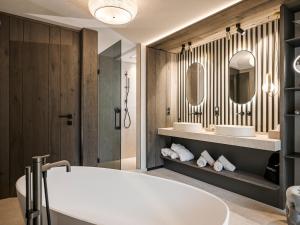 Hotel Bergkristall Zillertal - Adults Only