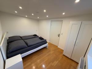 Guntia Family Apartments mit einem Garten und einem Spielplatz