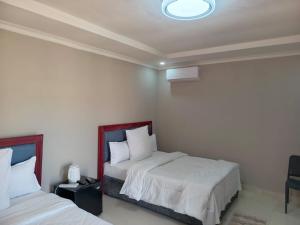 Affordable twin room Lower Zambezi
