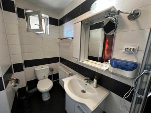 Crown Royal Camere 3 stele