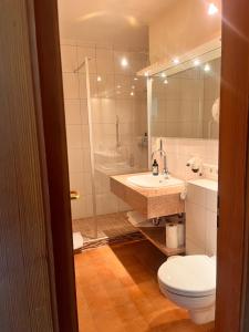 großes Doppelzimmer in Hotel im Herzen von Inzell