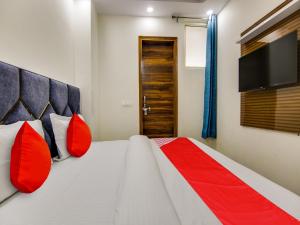 HOTEL AR RESIDENCY
