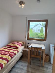 Günstige Monteurzimmer - oder als ganzes Haus zu vermieten