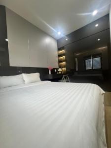 July homestay huế
