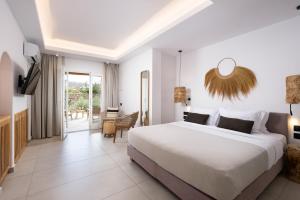 Oliving Mykonos Luxury Suites