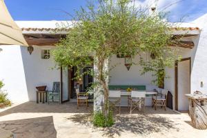 Ibiza Style Retreat Finca - Santa Gertrudis 3 min