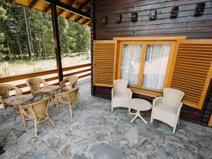 Complex Turistic Le Baron Dorna Arini