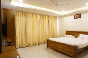 SR Castle Gopalapuram