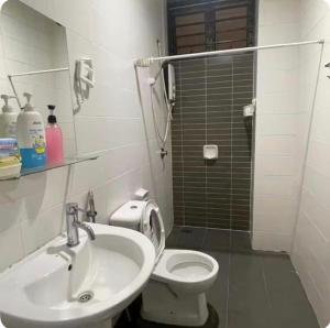 17-3Bedroom Palazio Apartment Mount Austin for 6Pax