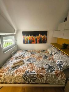 Yellow Dot Modern Studio in Grbavica, Novi Sad