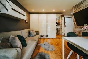VisitZakopane - Apartament Na Równi Krupowej