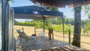 Chez Les Garçons Mobile home vintage, confortable avec piscine