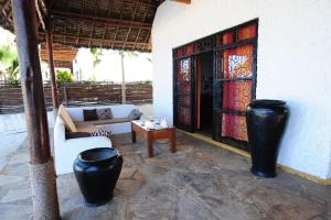 Villa Hideaway- Private Beachfront Villa ZanzibarHouses