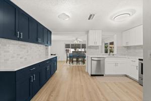 Beautiful, Accessible Venice Home near the beach and Historic Venice Downtown