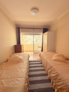 Bellavista Modern Comfort, 3 Balcony, Family Apartment with Wi-Fi