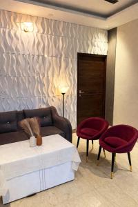 Dune- A Calm Escape 1BHK near Airport