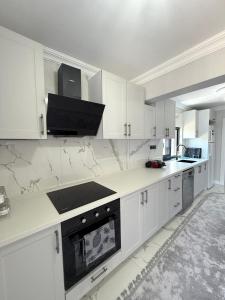 Pearl Mansion-2 Sea View 3BR Duplex Villa, Near Seaside in Cunda