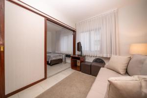 Flat Próximo WTC, Piscina e Garagem, Check-in 24h
