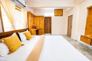 Mocha by RedOlive 4BHK Nr HITEC Gachibowli