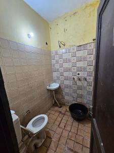 1 bhk but space of 2bhk kothi