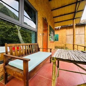 Pu Luong Riverside Lodge
