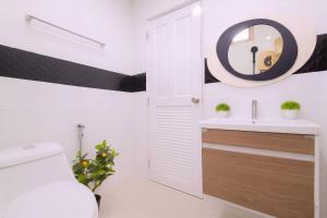 Central Patong 2-Bedroom Home Near Jungceylon