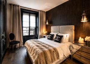 LUXUEUX APPARTEMENT AU COEUR DE GENEVE ,a deux pas du LAC