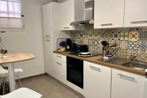 "LA PIOL" apartment in the heart of Hyères