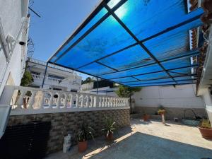 Sghirat villa with pool, 200 m from the beach!