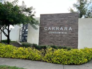 Casa Familiar Privada en Uriangato