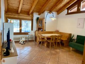 Maso Ginevra con vista mozzafiato e garage privato