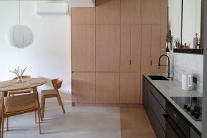 Stylish Terrace Apartment 10 Min to Old Tbilisi