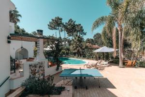 Caparica Beach Villa in Golf Condo Pool Barbecue