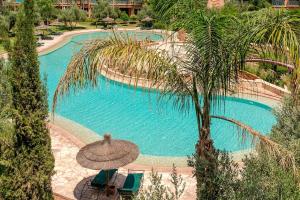 Luxury apartment Pool&garden View