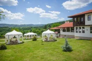 Complex Rayuvski Han - Wăglewzi