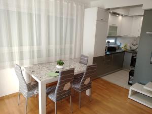 City Apartment with Balcony & Parking in Popovača by Destination Green Croatia