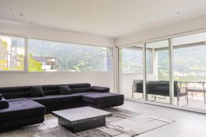Villa Sementina - Luxury Stay with Pool and Gym - 15 m to Lake Maggiore