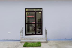 Hotel O RR Residency