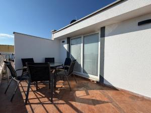 Modern Marble Penthouse Pinjesh, Ulcinj