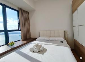 2 Bedroom Garden and Sea View