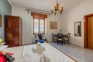 Rosa Di Giò - The Charm of Another Era