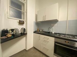 Quiet Cozy Studio City Center 2min Metro SweetSpot