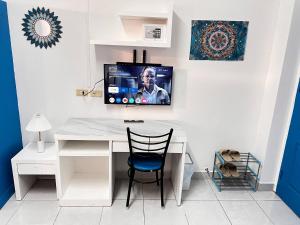 205 budget room Wi-Fi utilities Bangkoks center