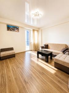 Modern & Cozy Apartment near Isani Metro