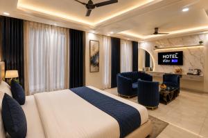 Hotel Vibe BLU & Banquet Near Advant, Embassy Oxygen & Sector 142,143 Metro, Noida
