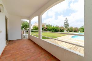 OuraPool Apartment - T by HelloVacations
