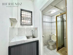 Q5 studio apartment with a balcony in the heart of the city
