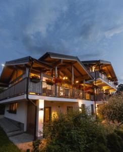 REY Chalet
