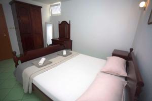 Apartments Srdjan